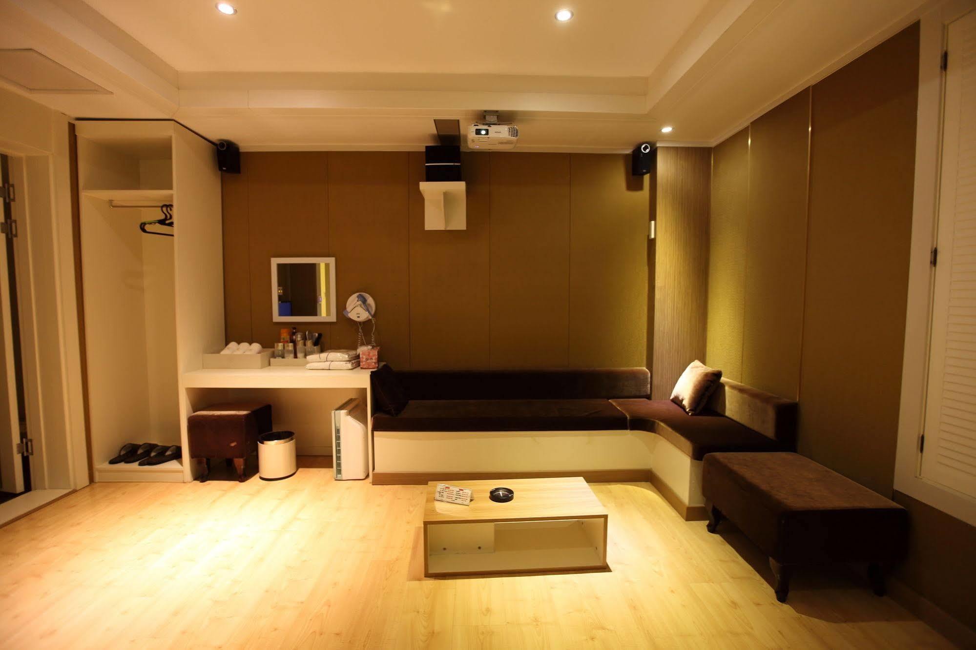 River Hotel Namwon Exterior foto